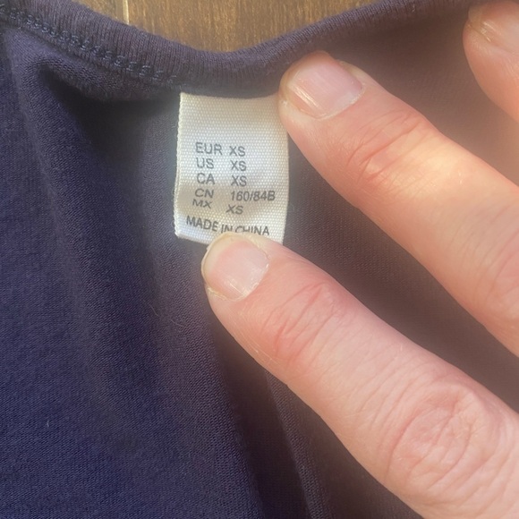 Navy Cropped Long Sleeve Tee XS - Picture 3 of 9